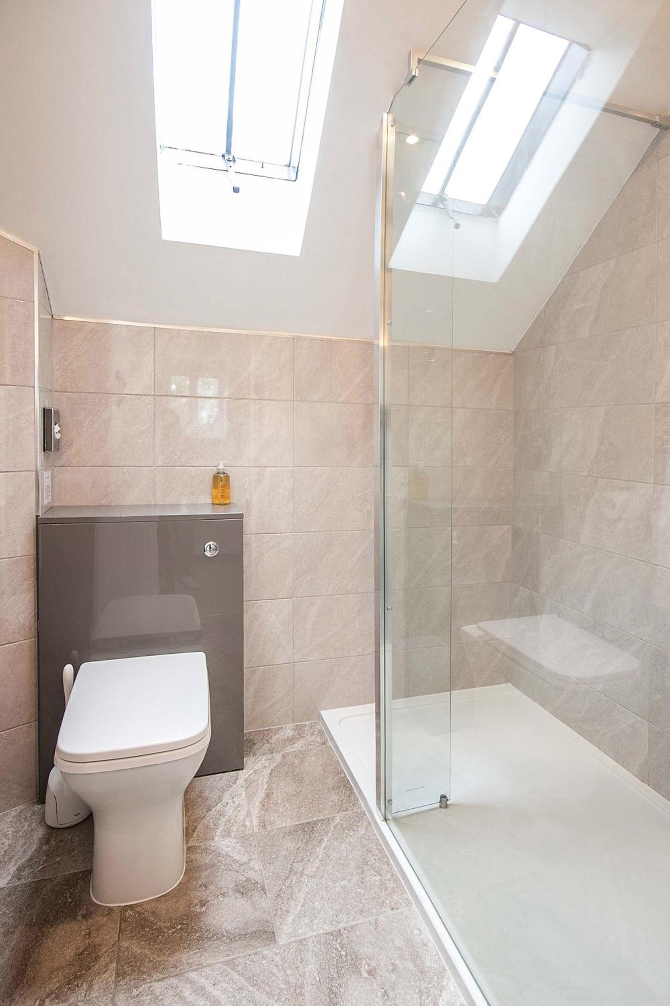 Coot Cottage - Holiday House With Fantastic Lake Views Somerford Keynes Exteriér fotografie